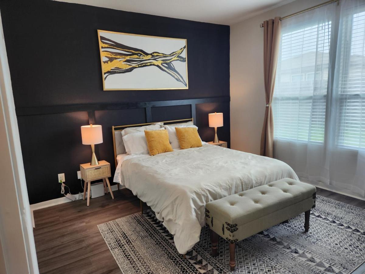 4 Bedroom Home Near Downtown Med Center Nrg Stadium Pearland Skyview Long By Ion Rentals Houston Esterno foto