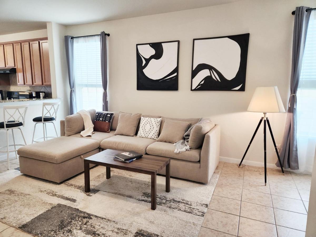 4 Bedroom Home Near Downtown Med Center Nrg Stadium Pearland Skyview Long By Ion Rentals Houston Esterno foto