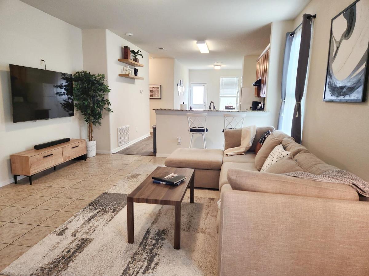 4 Bedroom Home Near Downtown Med Center Nrg Stadium Pearland Skyview Long By Ion Rentals Houston Esterno foto