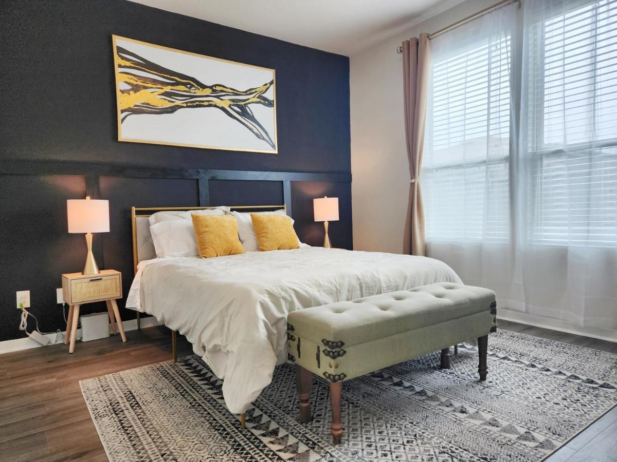 4 Bedroom Home Near Downtown Med Center Nrg Stadium Pearland Skyview Long By Ion Rentals Houston Esterno foto