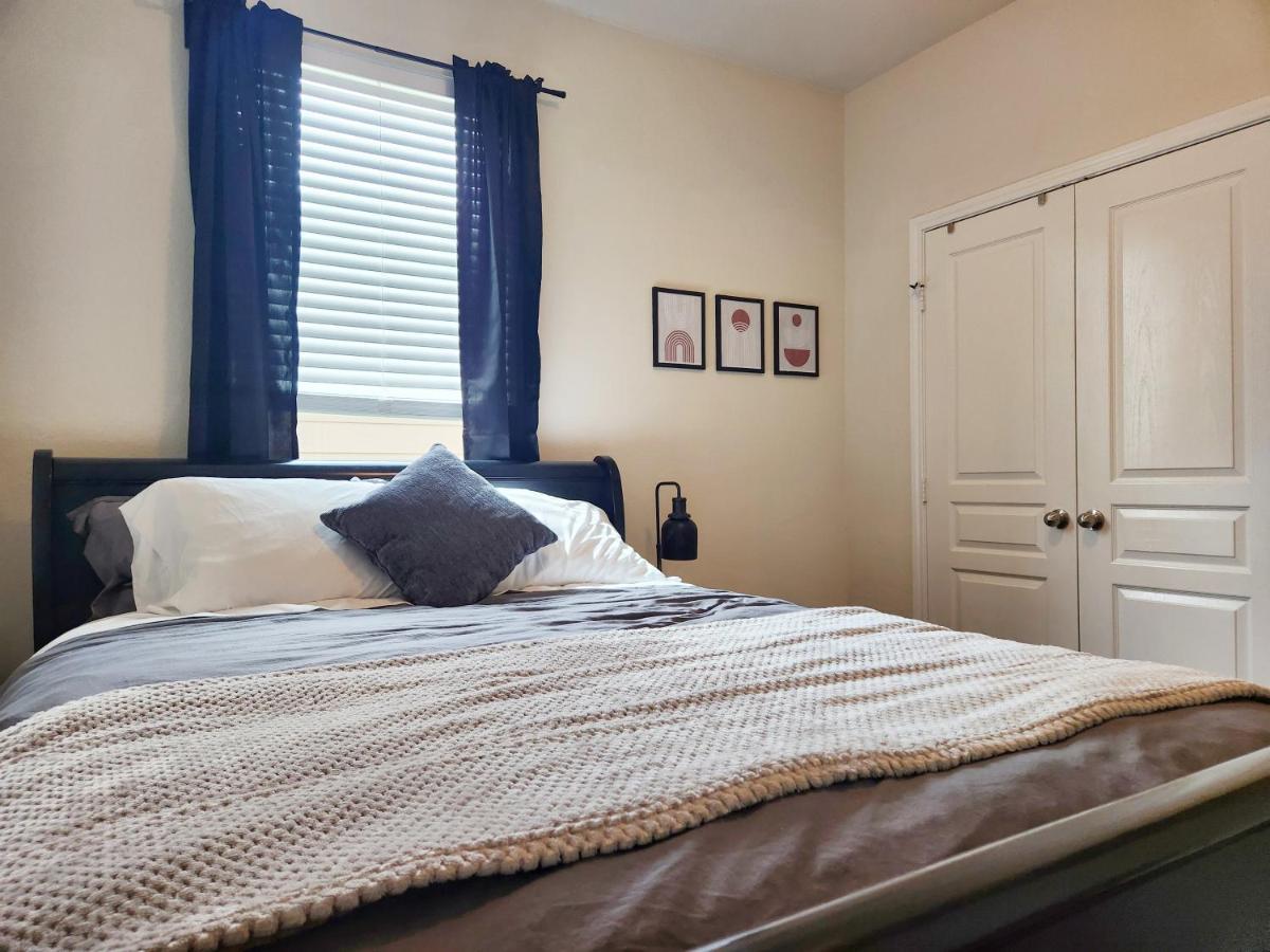4 Bedroom Home Near Downtown Med Center Nrg Stadium Pearland Skyview Long By Ion Rentals Houston Esterno foto