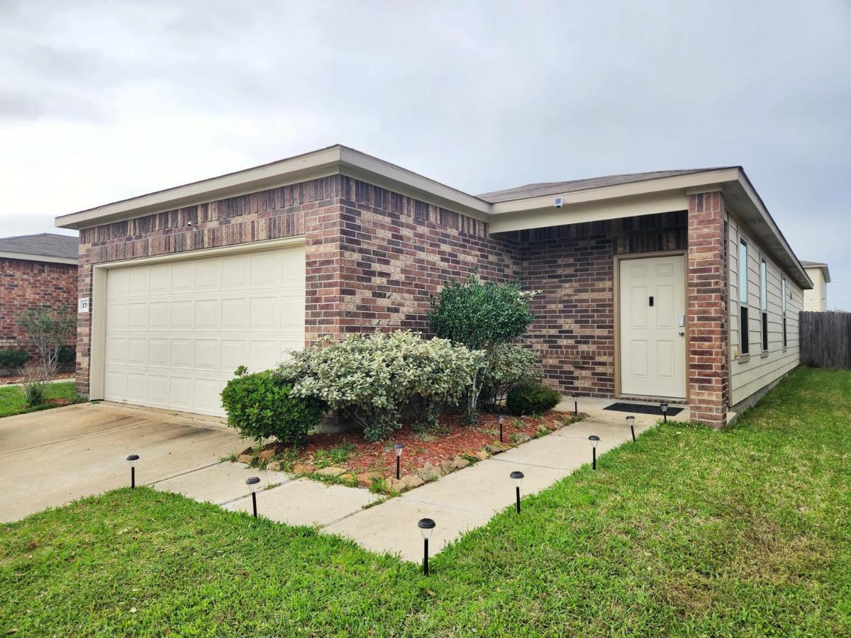 4 Bedroom Home Near Downtown Med Center Nrg Stadium Pearland Skyview Long By Ion Rentals Houston Esterno foto